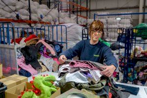 La EMTRE recupera 91 toneladas de ropa en la red de ecoparques fijos  del Área Metropolitana de València