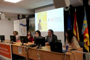La Universidad de Alicante celebra una mesa sobre tabaquismo