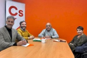 Eduardo del Pozo se reúne con los concejales de Ciudadanos de Castelló para empezar a trabajar de forma conjunta