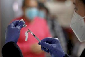 Casi 850.000 personas se han vacunado contra la gripe en la Comunitat Valenciana