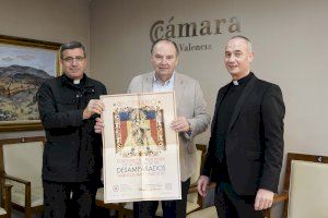 Presentan el Año Jubilar Mariano del Centenario de la Coronación de la Virgen al presidente de la Cámara de Comercio de Valencia