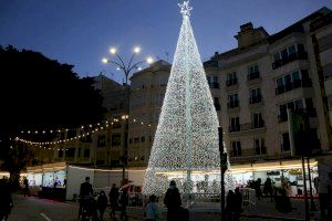 La Fira de Nadal obri a Borriana per a avançar les compres amb productes de proximitat