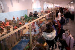 10.000 clicks de Playmobil toman la Casa de la Cultura de Burriana