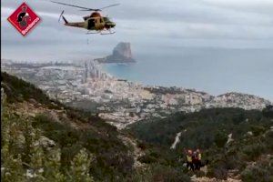 Rescatan en helicóptero a uno de los corredores de una media maratón en Calp