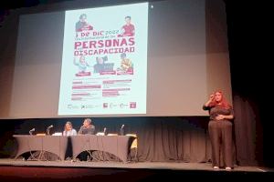 Una jornada divulgativa pone en valor el papel de las personas con discapacidad en Paterna