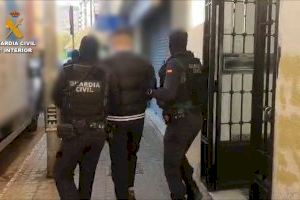 Cau la banda criminal que va assaltar desenes de locals a Castelló