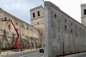 L’Ajuntament de Vinaròs es reuneix amb Patrimoni per a recuperar les pintures policromades del centre històric