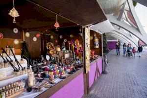 La Ciutat de les Arts i les Ciències abre su mercado de Navidad en el Paseo de Arbotantes