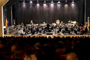 La Unión Musical de Benidorm despide los actos en honor a Santa Cecilia con un gran concierto en el Centro Cultural