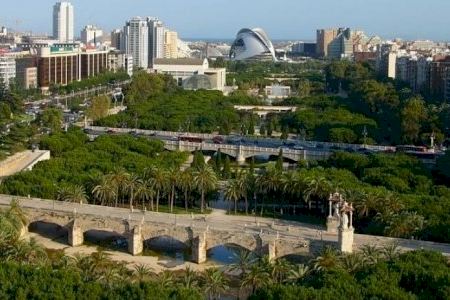 Els ponts del jardí del Túria: descobreix la petjada de segles d'història a València