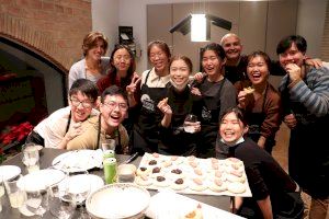Alumnado de universidades extranjeras estudia cultura y gastronomía en Dénia