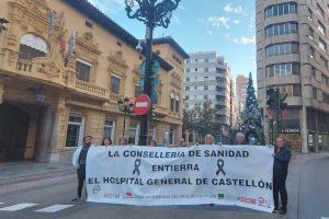Protesta de los sindicatos que integran la Junta de Personal del Departamento de Salud de Castellón este miércoles en la Puerta del Sol