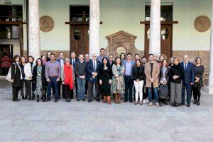 La Universitat de València descubre en La Nau la placa conmemorativa del Premio Europeo de Patrimonio al proyecto SILKNOW