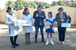 Vila-real premia los mejores juguetes con materiales reciclados diseñados por 400 escolares en el concurso ‘Joguets amb molta vida’