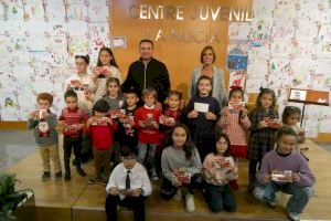 800 escolares participan en el XIV Concurso de Dibujo Navidad Infantil