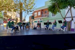 La agrupación l'Embolic d'Orpesa ofrece su tradicional concierto de Navidad