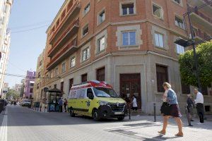 Mor una dona que va caure per les escales d'un centre de salut de Castelló