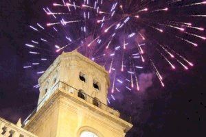 Alicante pide disculpas por el error técnico que dejó a la ciudad sin las 12 campanadas en Nochevieja