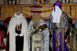 Los Reyes Magos de Oriente llegan a Torrent cargados de ilusión y sorpresas