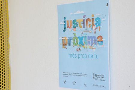 La Generalitat amplía la red de oficinas de Justicia Próxima a Jávea, Muro de Alcoi y Montserrat