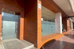 Torrevieja adquiere en propiedad la biblioteca y sala de lectura de la avenida Diego Ramírez y el solar colindante a la Fábrica de Hielo