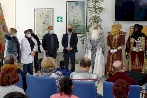 Los Reyes Magos visitan el Hospital Marina Baixa, el Centro Ocupacional y Residencia ‘Les Talaies’ y el Hospital Asilo Santa Marta