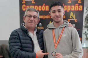 Un jove de Borriana debuta amb un triomf en el campionat nacional d'ornitologia