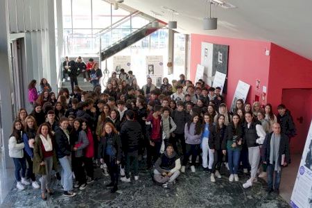 600 alumnos participan en el proyecto Ciencia y Tecnología en femenino de la EGM Parc Tecnològic Paterna