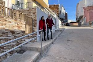 El Ayuntamiento de la Vall d’Uixó mejora la seguridad en la bajada al barranco de l’Horteta desde el Toledo