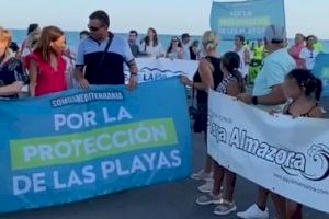 María Tormo acudirá a Madrid con los vecinos de la playa para exigir inversión frente a erosión