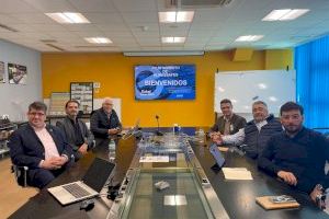 Almussafes explora en Navarra fórmules per a la seua diversificació industrial