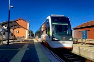 Obri la línia 9 del TRAM d'Alacant al tram entre Dénia-Gata de Gorgos