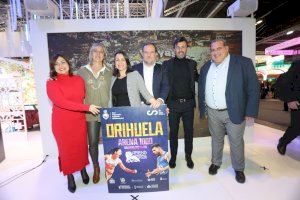 Orihuela presenta en Fitur el Campeonato  de Balonmano Playa Arena 1000 Playas de Orihuela