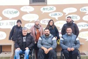 Una asociación de ayuda a personas sin autonomía de Castellón suspende su actividad por la falta de ayudas