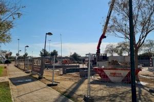 Comienzan los trabajos para construir la cubierta de las pistas multiusos del parque La Balaguera de Albal