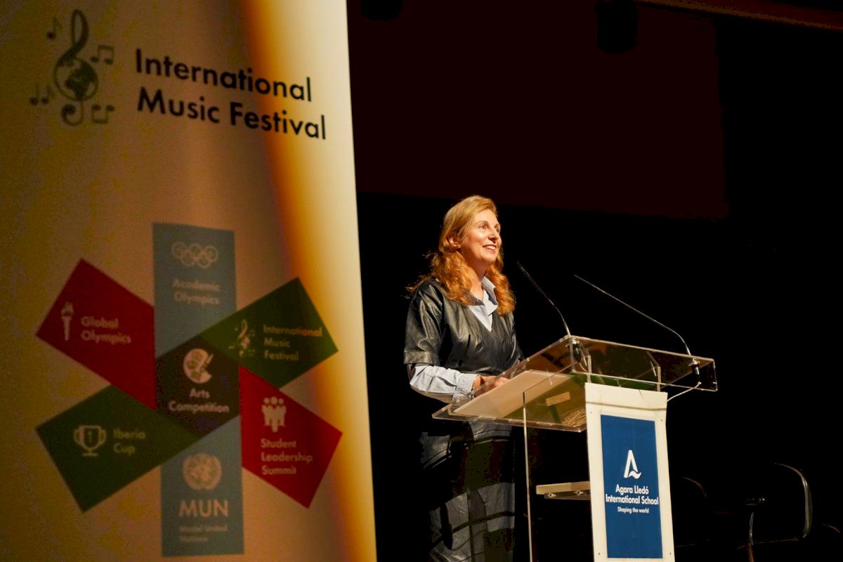 Marco destaca la importancia de la formación musical en el International Music Festival