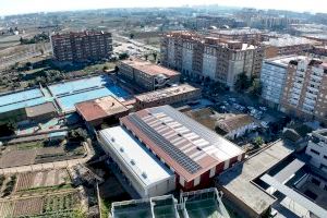 Iberdrola pone en marcha su primera comunidad solar en València que permitirá a 170 vecinos reducir su factura
