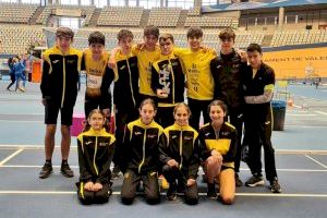 Segona plaça per als xics i quarta per a les xiques del CA Safor Teika en el Campionat Provincial per Equips Cadet en Pista Coberta