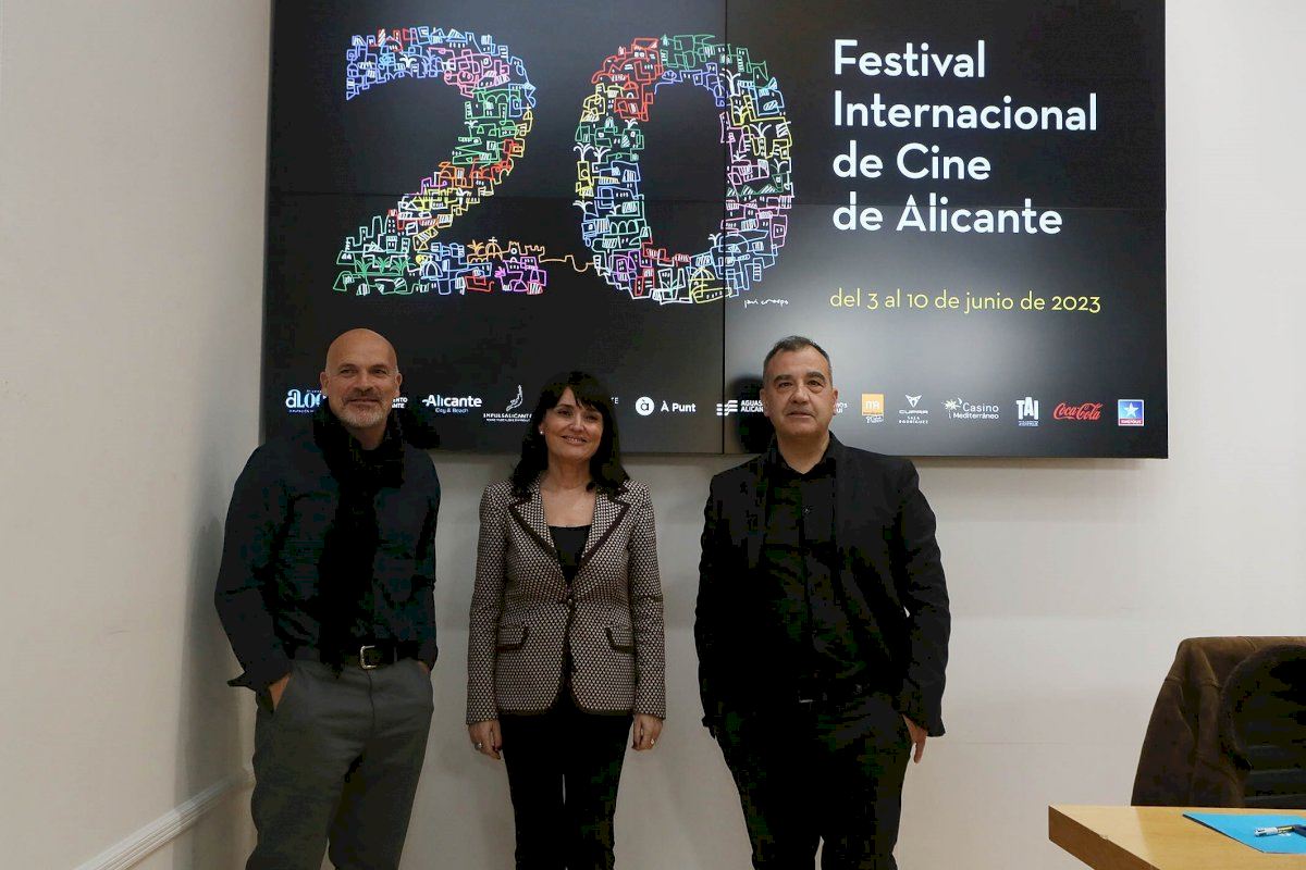 La Diputación presenta la imagen del Festival de Cine de Alicante con un cartel que rememora su veinte aniversario