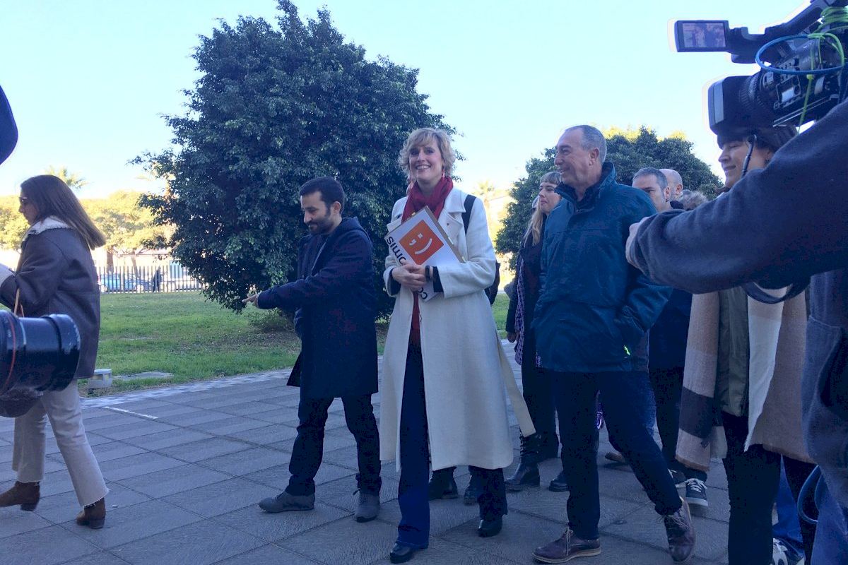 Verónica Ruiz declara en el juzgado por la retirada de la cruz del parque Ribalta de Castelló