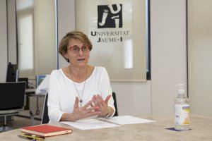 La rectora de la UJI Eva Alcón recibe el premio Olimpia 2023