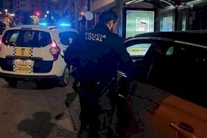 La Policia Local d'Alcoi pilla conduint begut al mateix conductor dues nits seguides