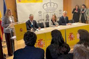 El alcalde de Elche firma con la ministra de Agenda Urbana el convenio para la regeneración del barrio de Porfirio Pascual