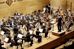 El músico Marcos Ripoll estrena su Concierto para tuba y orquesta con la Orquesta Santa Cecilia de Cullera dirigida por Carlos Garcés