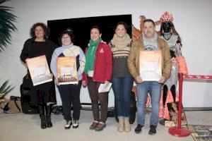 La cafetería Kontinental guanya el concurs d'aparadors del Carnaval de Vinaròs
