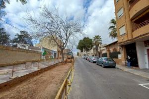 El Ayuntamiento de Paterna crea 16 nuevas plazas de aparcamiento en la Avenida Pérez Galdós de Campamento