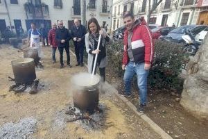 María José Catalá asiste a las fiestas de Campanar