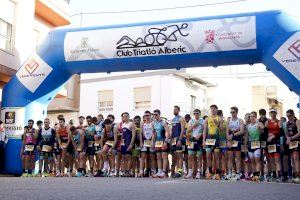 El III Duatló d'Alberic reuneix els millors clubs de triatló de la Comunitat Valenciana