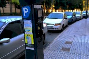 El PSOE censura la falta de control a la empresa de la zona azul y reclama el reintegro inmediato de lo cobrado de más a los usuarios
