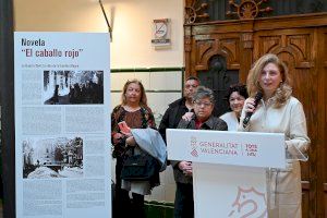 Marco reivindica la figura de Concha Alós en l'obertura de la mostra ‘L’escriptora de Castelló’
